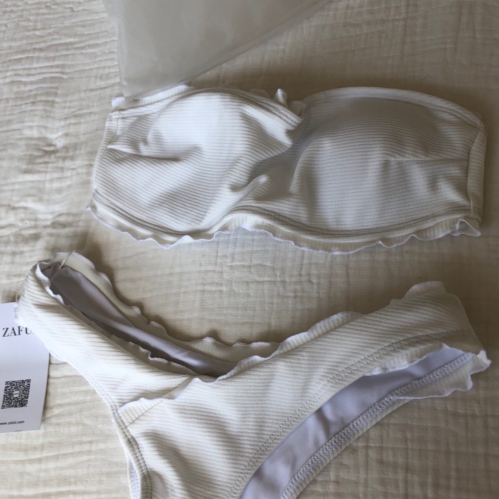 NWT Zaful White swimsuit size S - Picture 2 of 2
